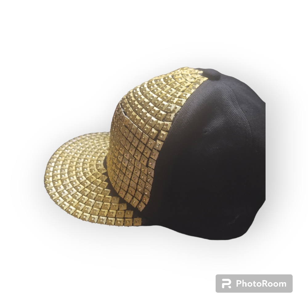 Women hat - Picture 2 of 5